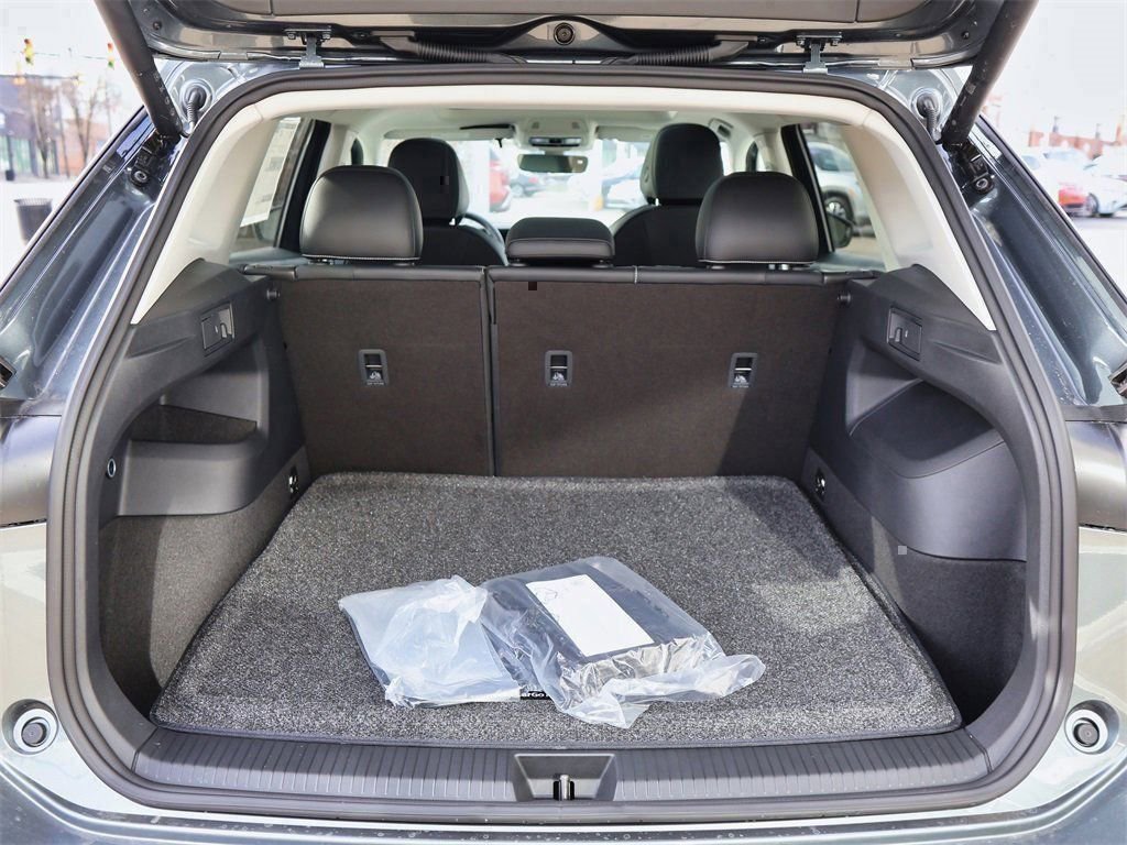 New 2026 Volkswagen Tiguan SE image 10