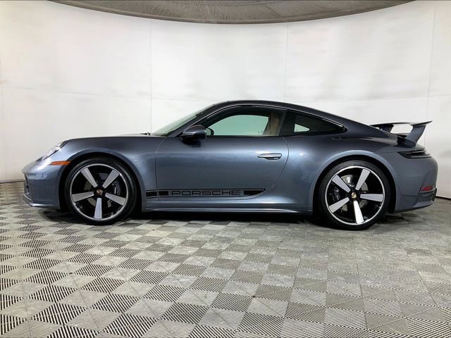 Used 2026 Porsche 911 Carrera image 2