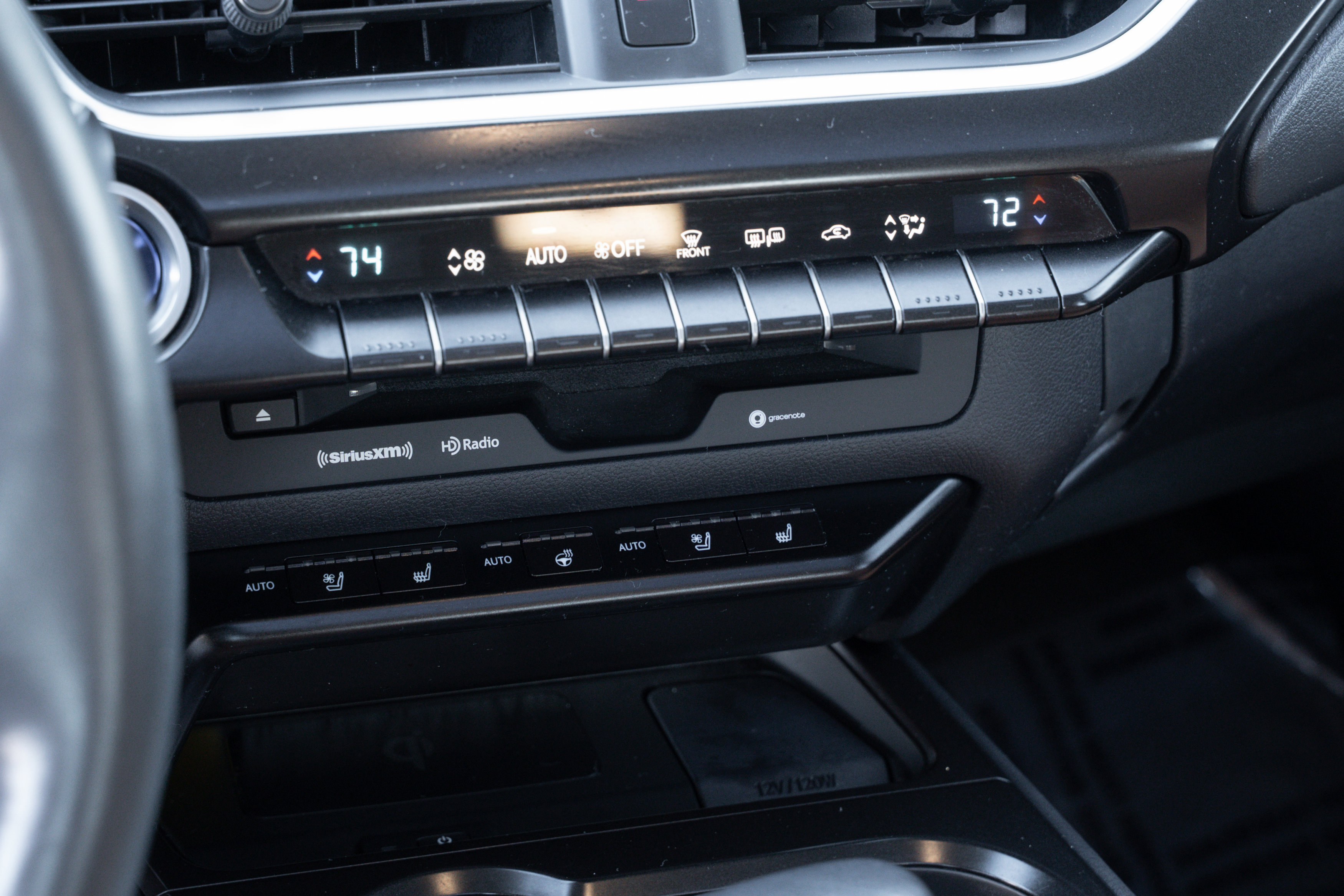 Used 2020 Lexus UX 250h w/ Premium Package image 14