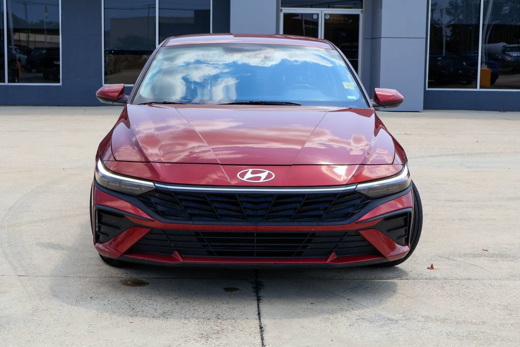 Used 2024 Hyundai Elantra SEL FWD image 22