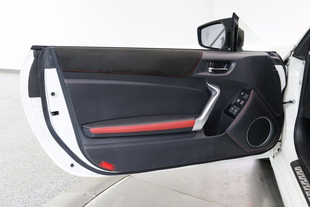 Used 2020 Toyota 86 image 11