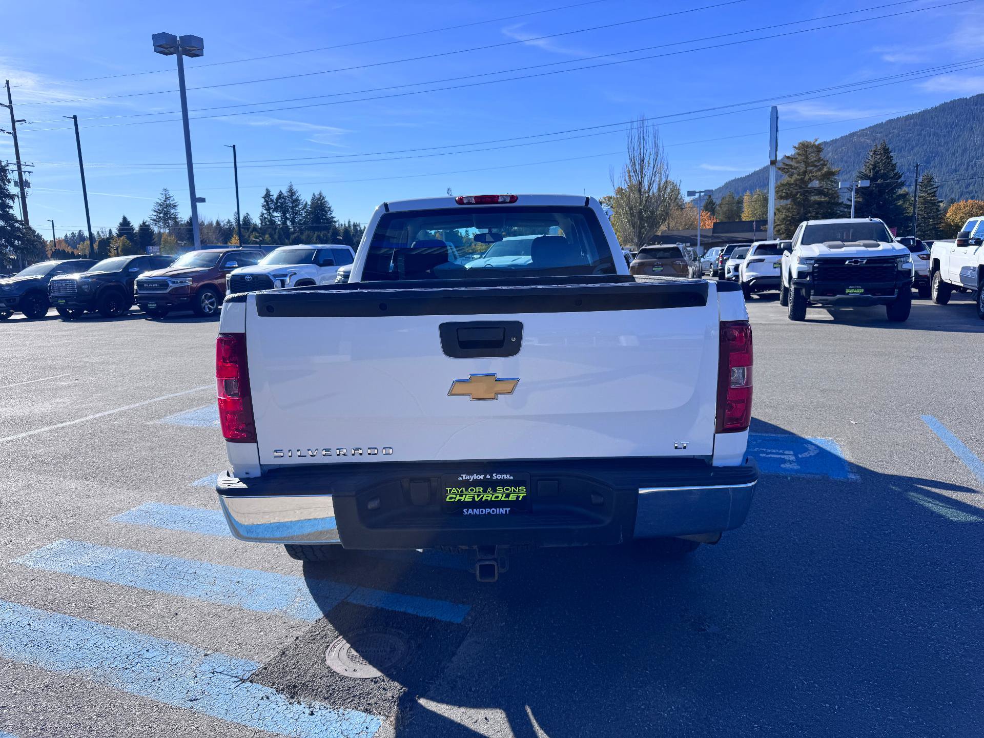 Used 2013 Chevrolet Silverado 1500 LT w/ All-Star Edition AWD/4WD image 6
