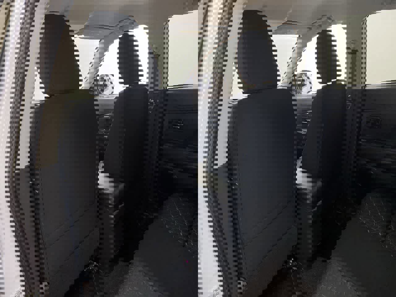 Used 2025 Mitsubishi Outlander Sport ES image 16