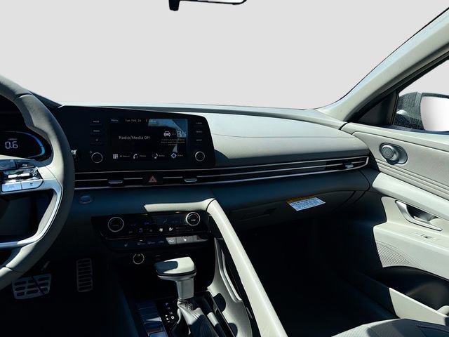 New 2026 Hyundai Elantra SEL Sport image 24