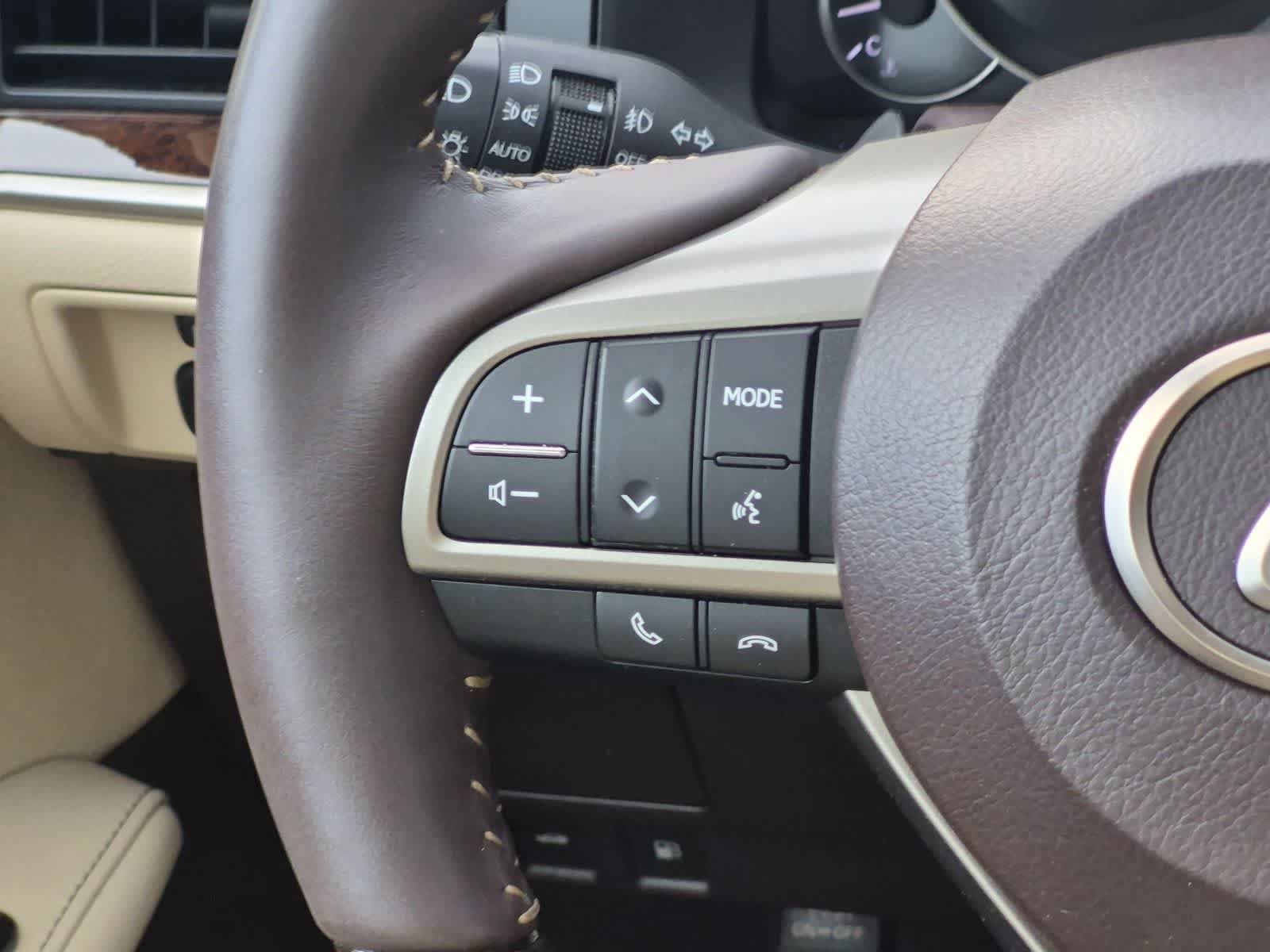 Used 2017 Lexus ES 350 w/ Navigation System Package FWD image 25