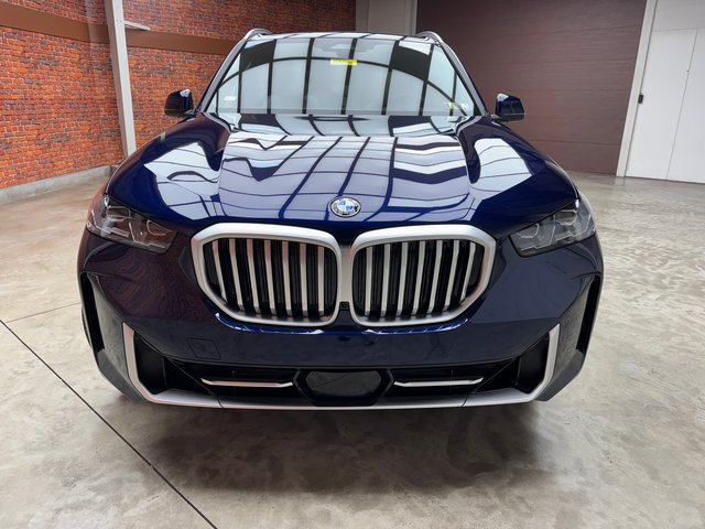 Used 2026 BMW X5 xDrive40i w/ Premium Package AWD/4WD image 8