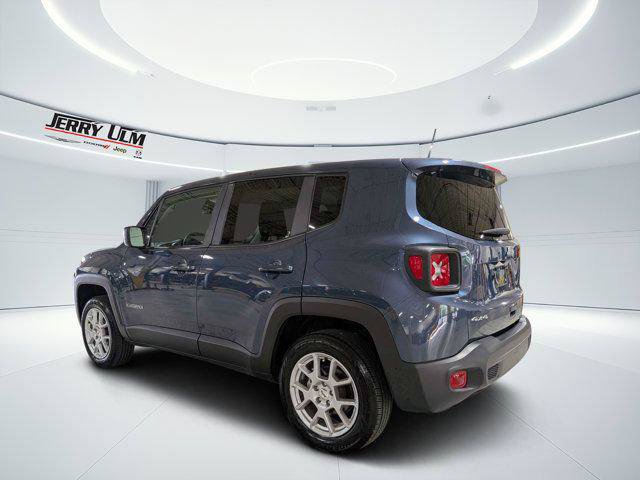 Certified 2023 Jeep Renegade Latitude AWD/4WD image 5