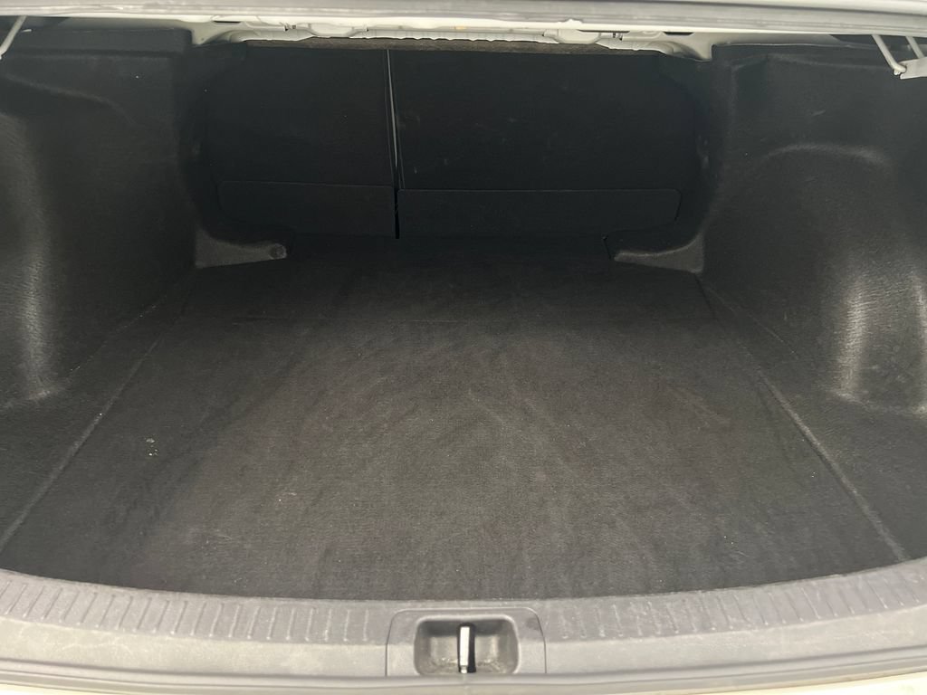 Used 2024 Toyota Corolla LE FWD image 30