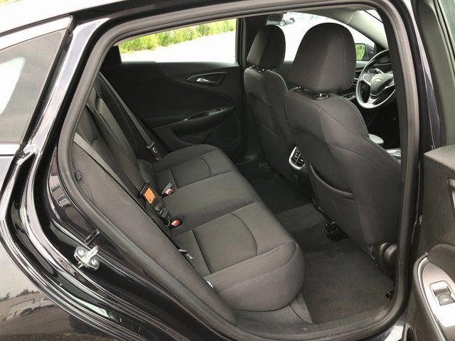 Used 2023 Chevrolet Malibu LT image 18