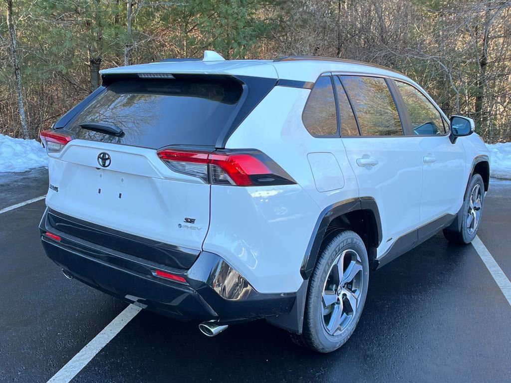 New 2025 Toyota RAV4 SE w/ Weather & Moonroof Package image 5