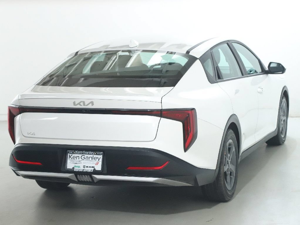 Used 2025 Kia K4 FWD image 46