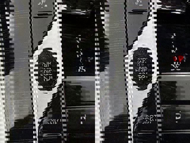 Used 2024 BMW X7 M60i w/ Executive Package image 20