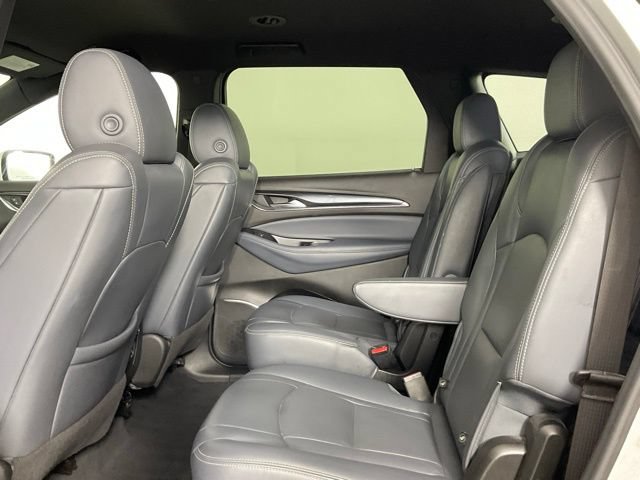 Used 2022 Buick Enclave Premium AWD/4WD image 15