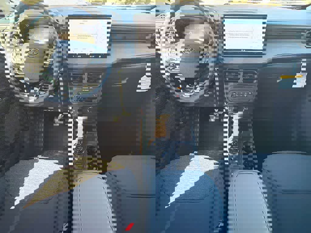 New 2026 Ford Maverick XL image 18