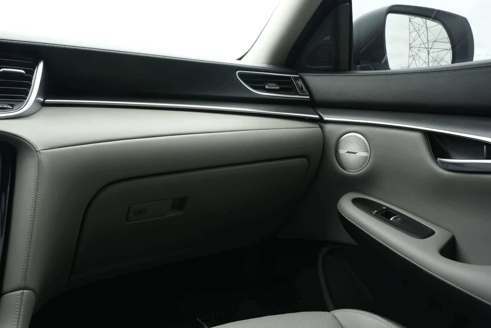 Used 2025 INFINITI QX50 Luxe AWD/4WD image 8