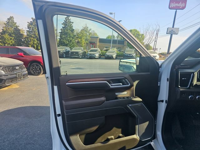 Used 2025 GMC Sierra 1500 Denali AWD/4WD image 35