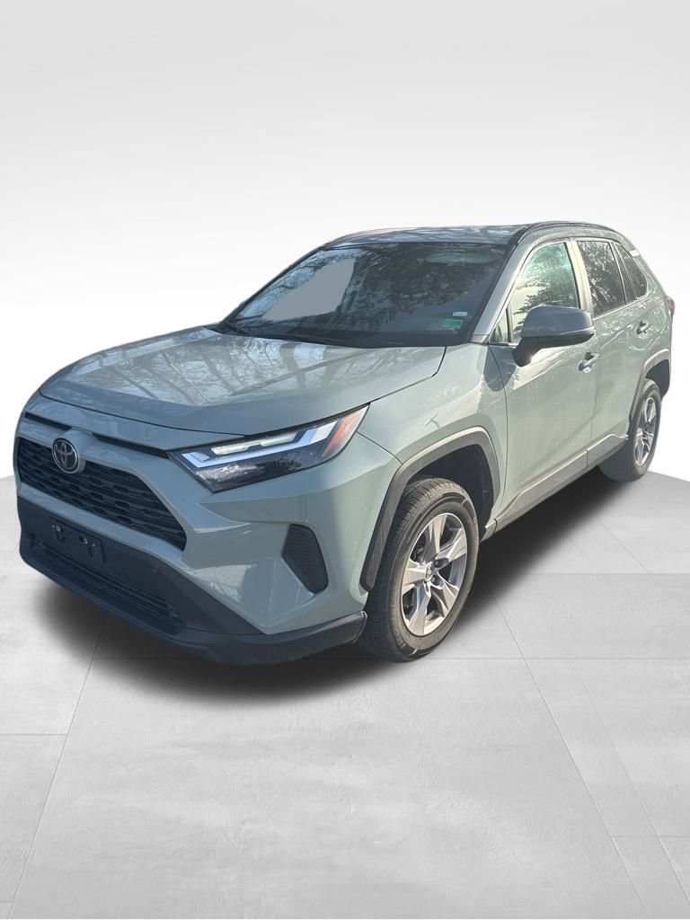 Used 2023 Toyota RAV4 XLE image 2
