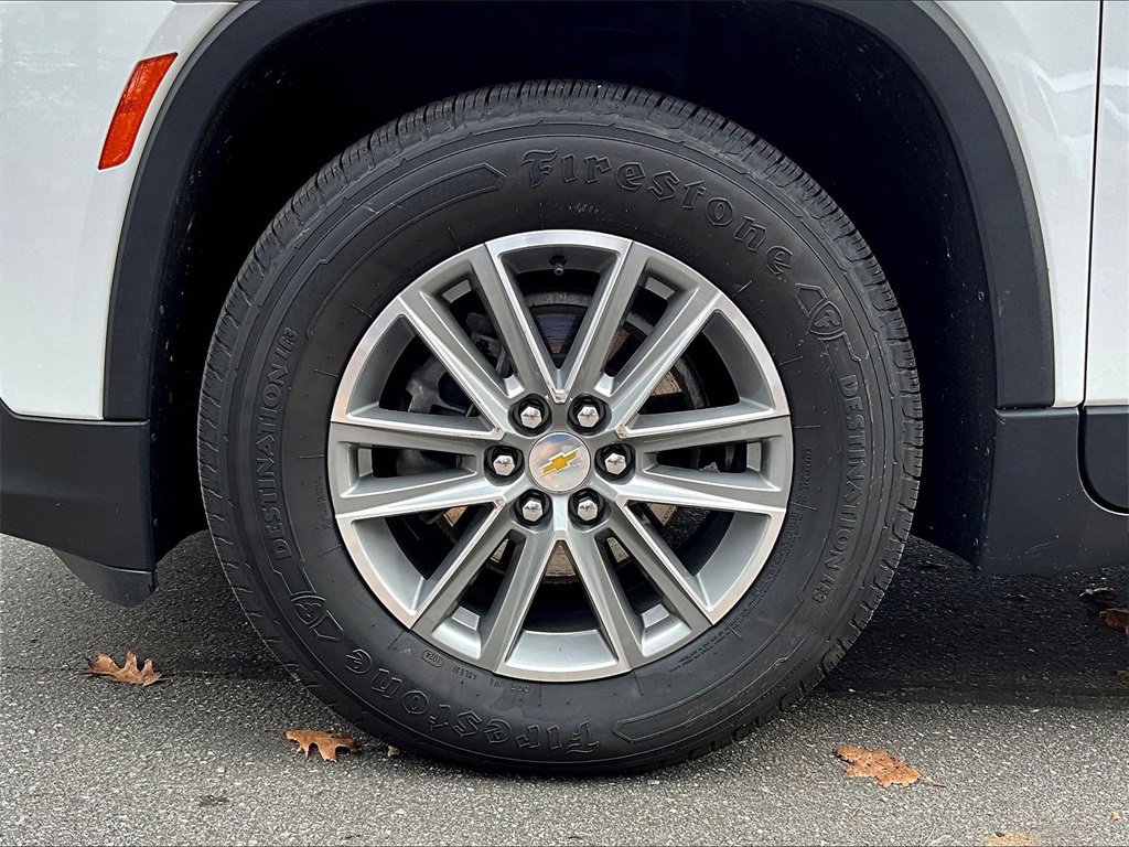 Used 2022 Chevrolet Traverse LT w/ LPO, Cargo Package image 7