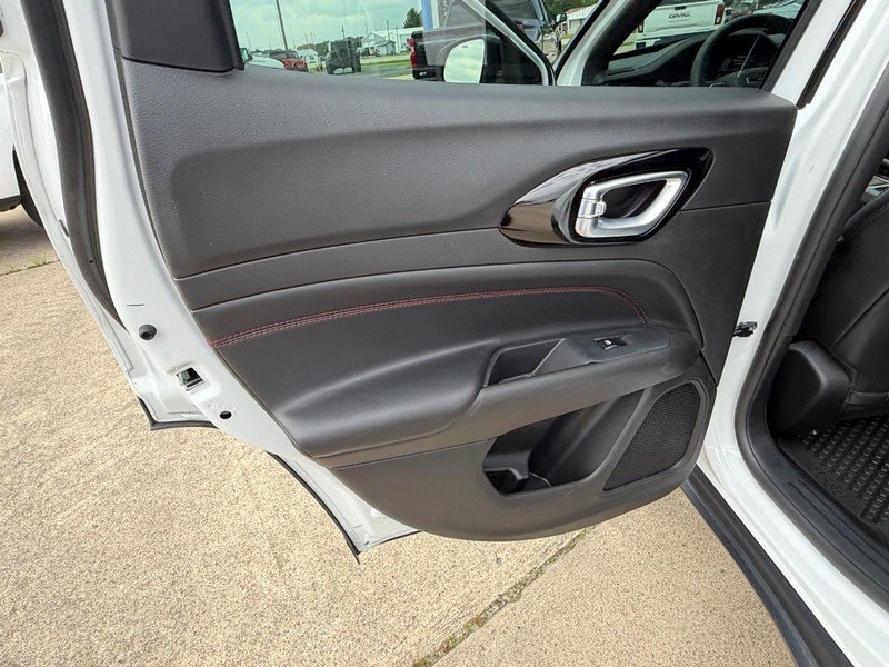 Used 2025 Jeep Compass Trailhawk AWD/4WD image 20