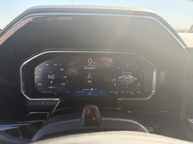 Used 2026 Chevrolet Silverado 1500 High Country w/ Technology Package AWD/4WD image 23