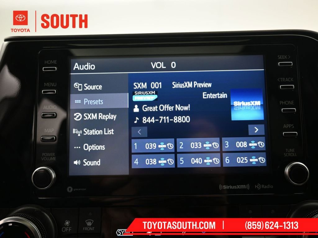 Used 2022 Toyota Highlander XLE image 15