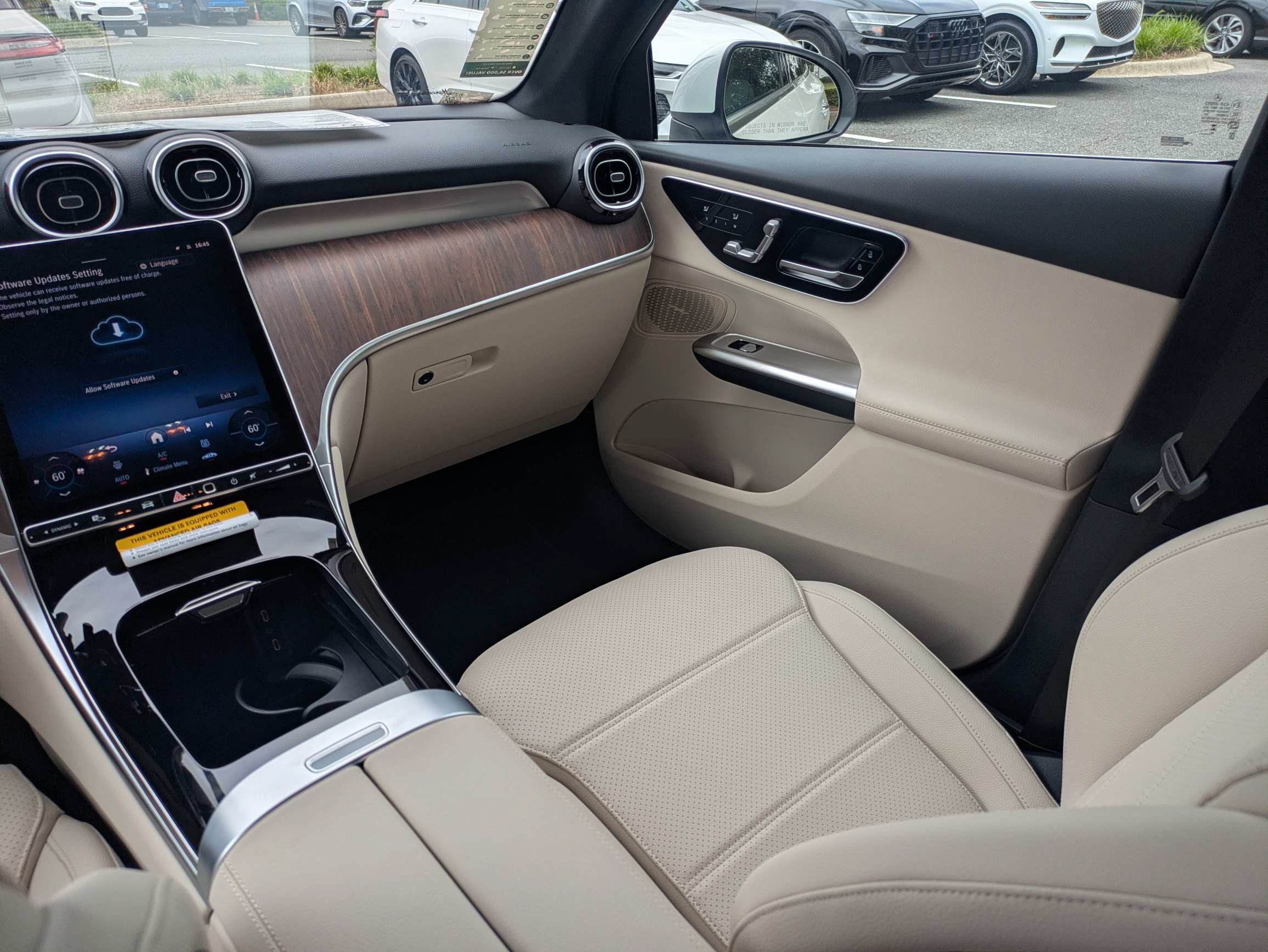 New 2027 Mercedes-Benz GLC 300 image 15