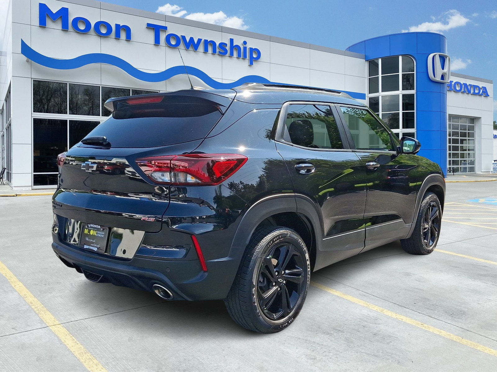 Used 2022 Chevrolet TrailBlazer RS w/ Technology Package AWD/4WD image 6