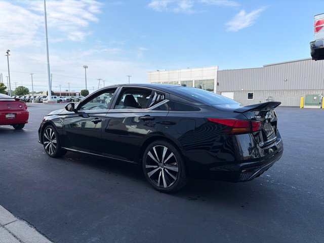 Used 2021 Nissan Altima 2.5 SR FWD image 4