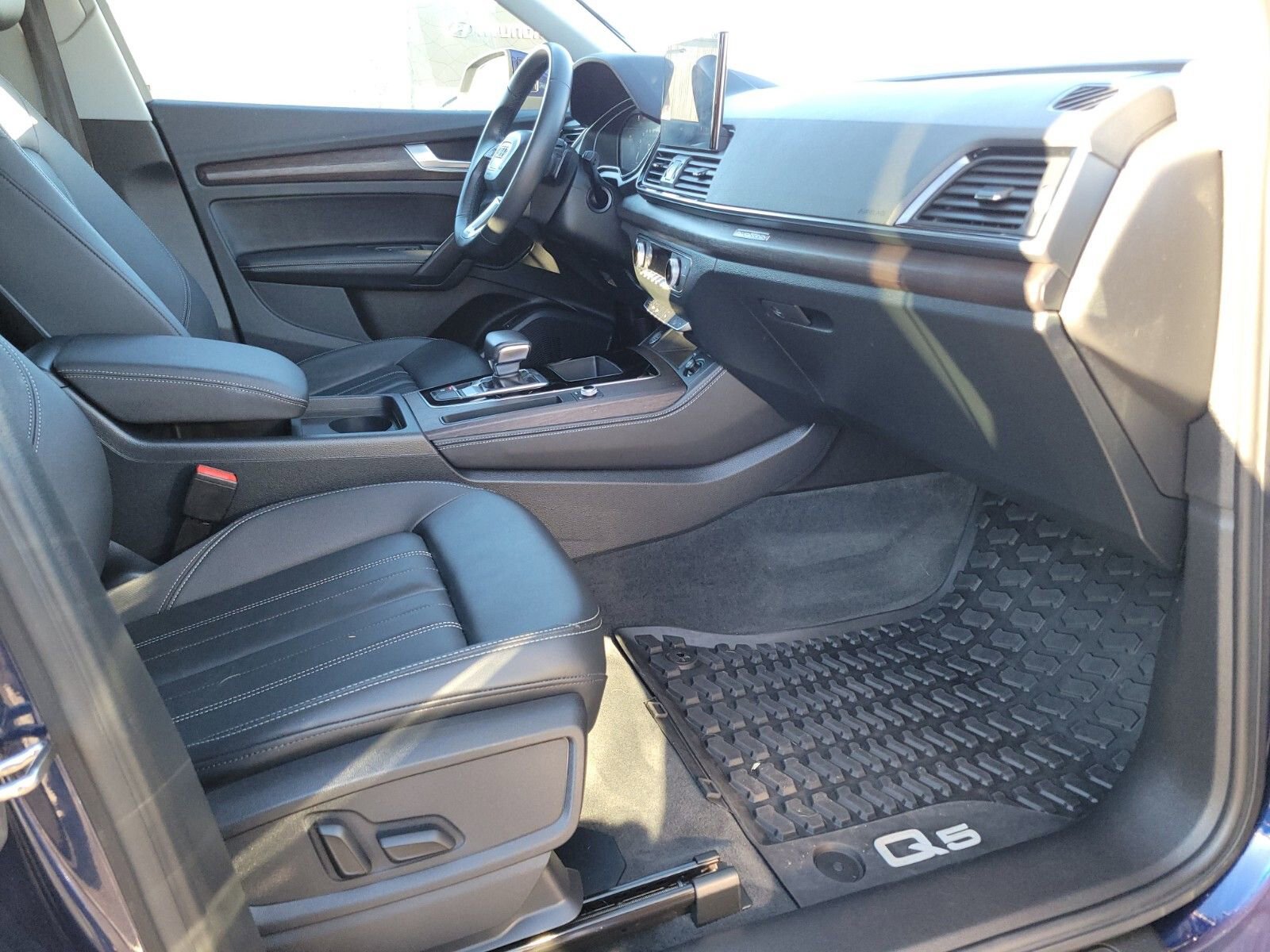 Used 2023 Audi Q5 2.0T Premium Plus image 12