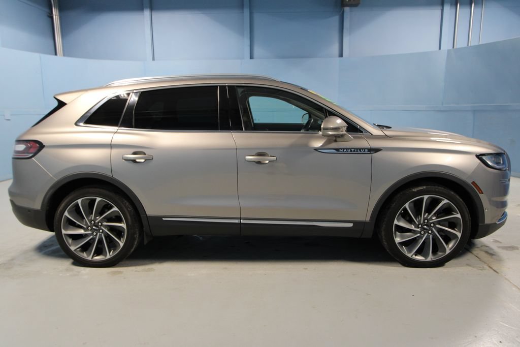 Used 2021 Lincoln Nautilus Reserve w/ Equipment Group 202A AWD/4WD image 38