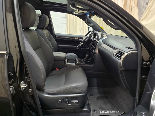 Used 2023 Lexus GX 460 Premium image 33