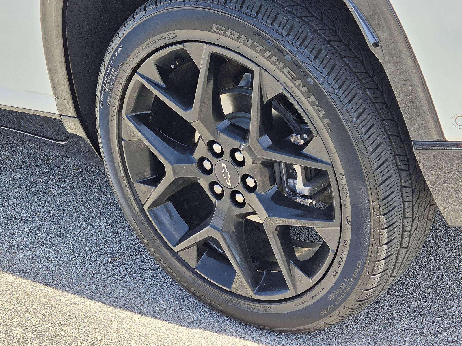 Used 2024 Chevrolet Traverse RS w/ LPO, Floor Liner Package AWD/4WD image 7