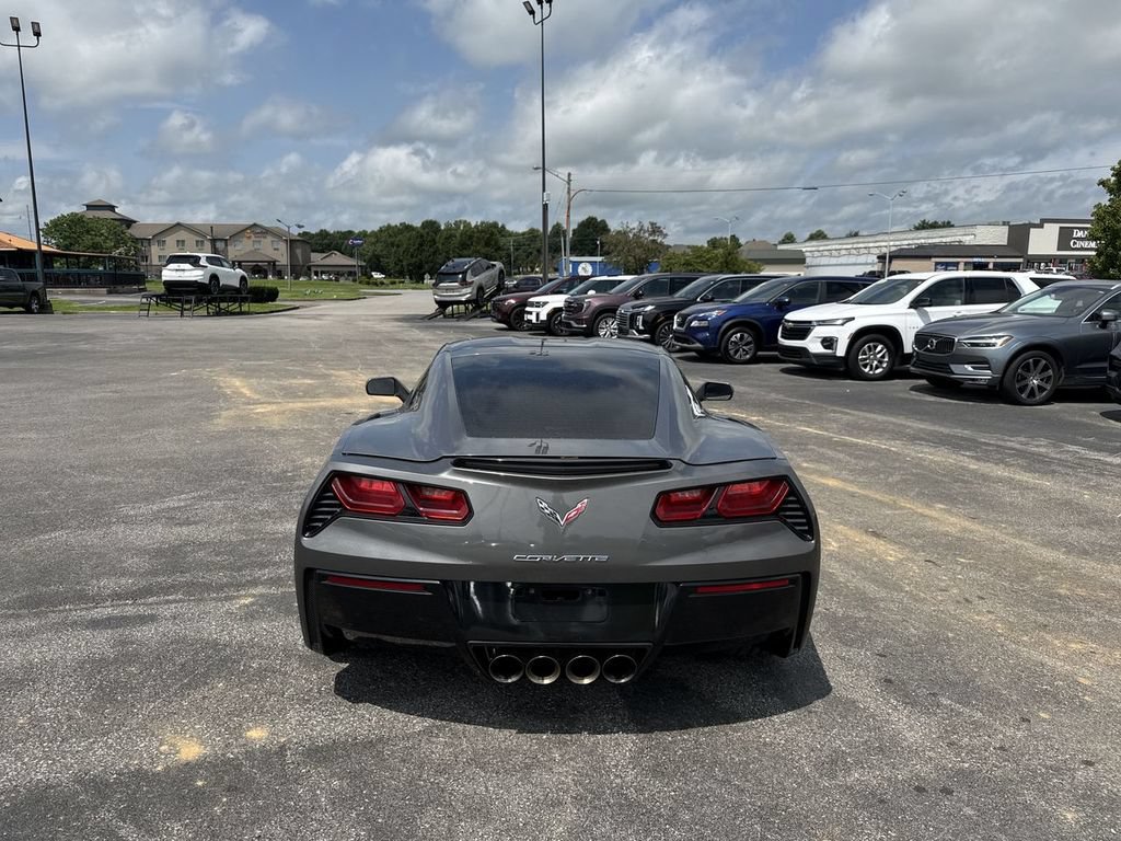 Used 2015 Chevrolet Corvette Stingray Coupe RWD image 10