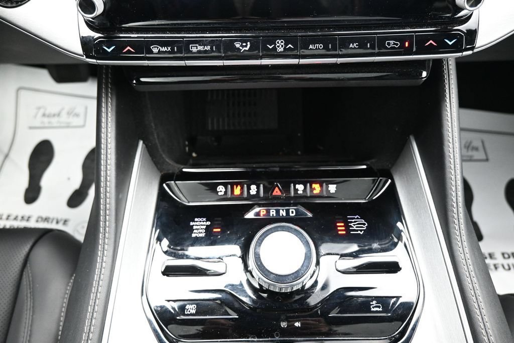 New 2026 Jeep Grand Wagoneer L Limited AWD/4WD image 19