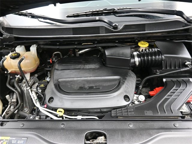 Used 2020 Chrysler Pacifica Touring-L Plus w/ Advanced Safetytec Group image 31