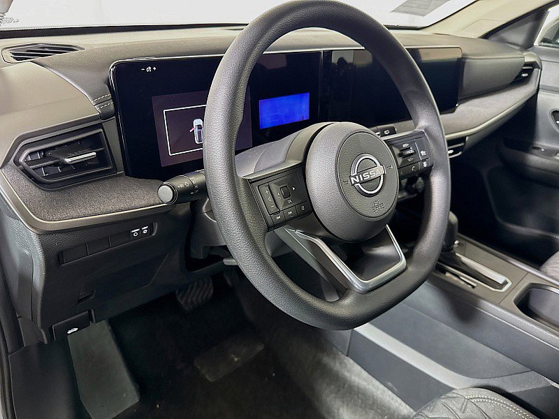 New 2026 Nissan Kicks SV w/ SV Premium Package image 9