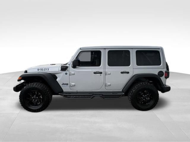 Used 2024 Jeep Wrangler Unlimited AWD/4WD image 12