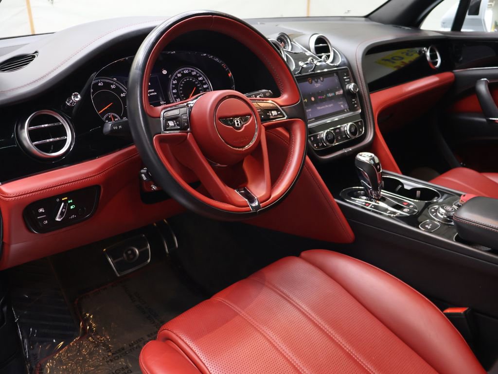 Used 2019 Bentley Bentayga image 20