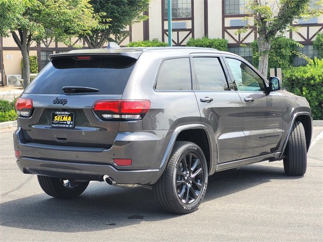 Used 2021 Jeep Grand Cherokee Laredo X image 5