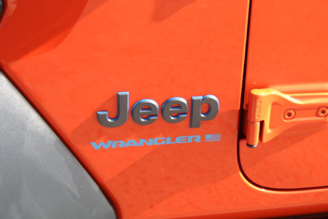 Used 2023 Jeep Wrangler Unlimited w/ Convenience Group AWD/4WD image 8