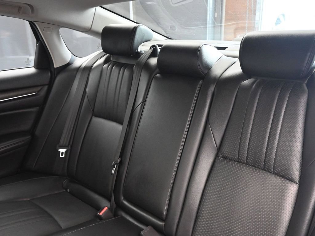 Used 2021 Honda Accord Touring image 18