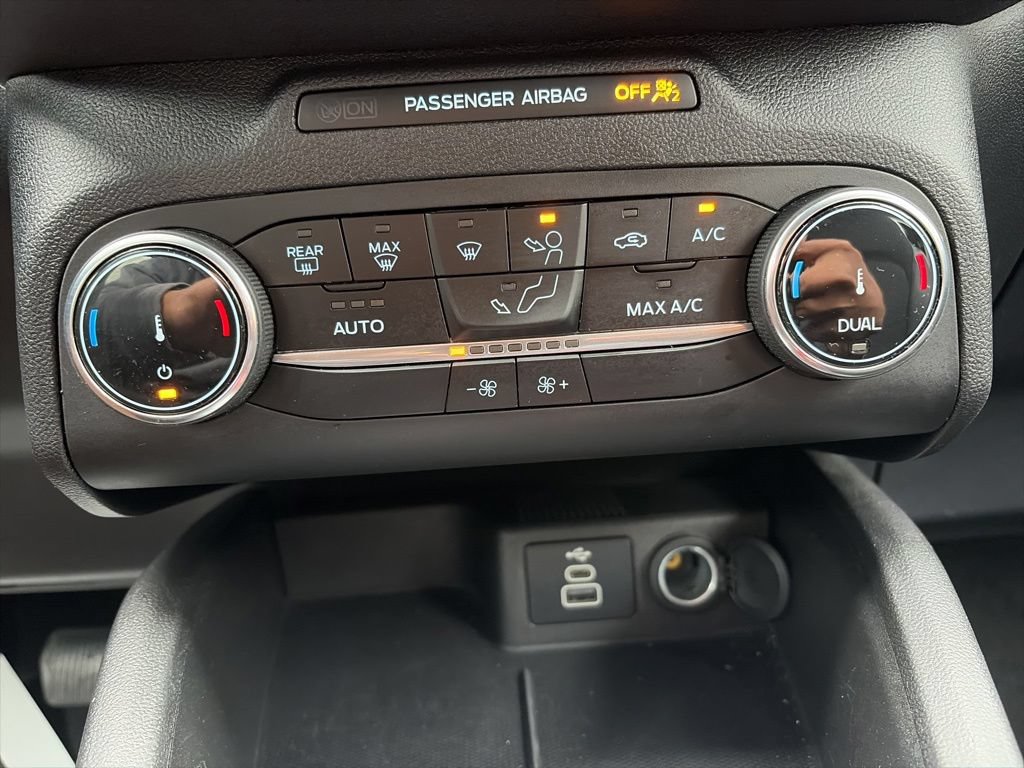 Used 2025 Ford Escape ST-Line FWD image 8