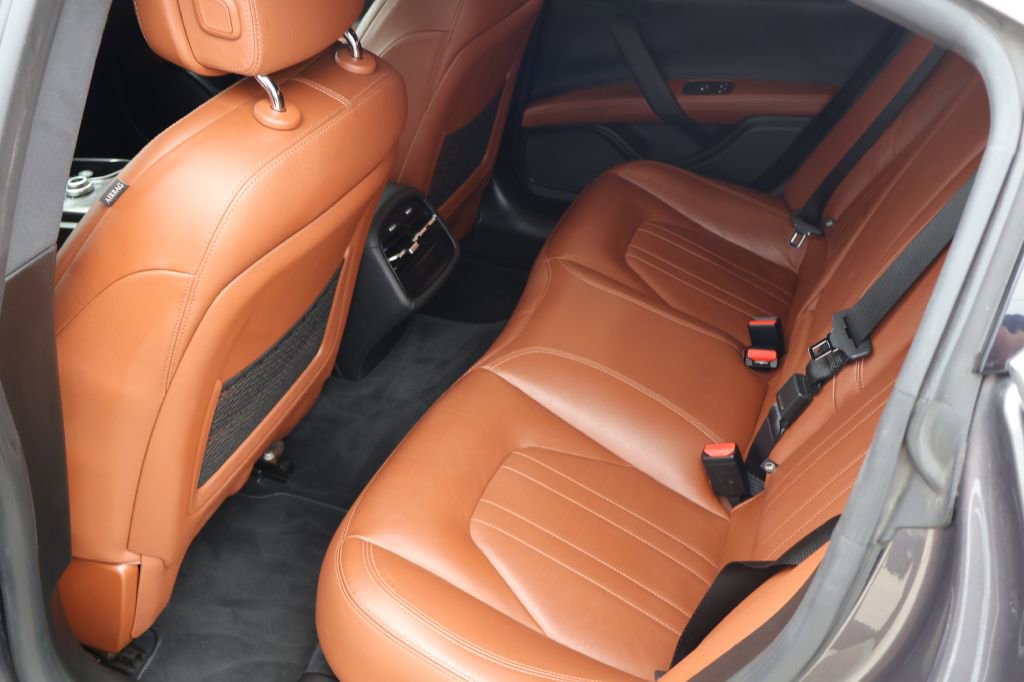 Used 2017 Maserati Ghibli RWD image 17