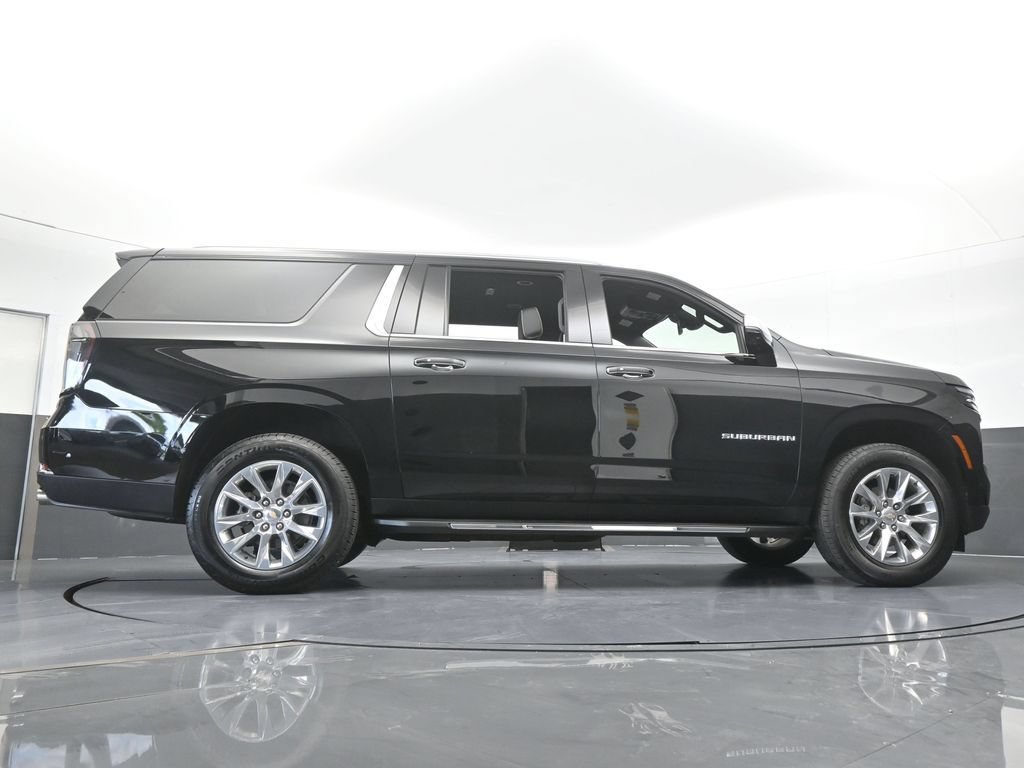 Used 2026 Chevrolet Suburban Premier AWD/4WD image 70