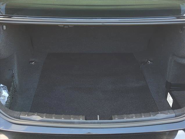 Used 2018 BMW 320i Sedan w/ Convenience Package image 6