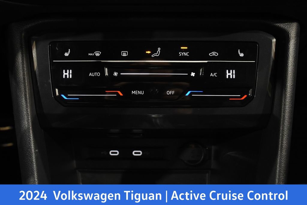 Used 2024 Volkswagen Tiguan SE R-Line image 21