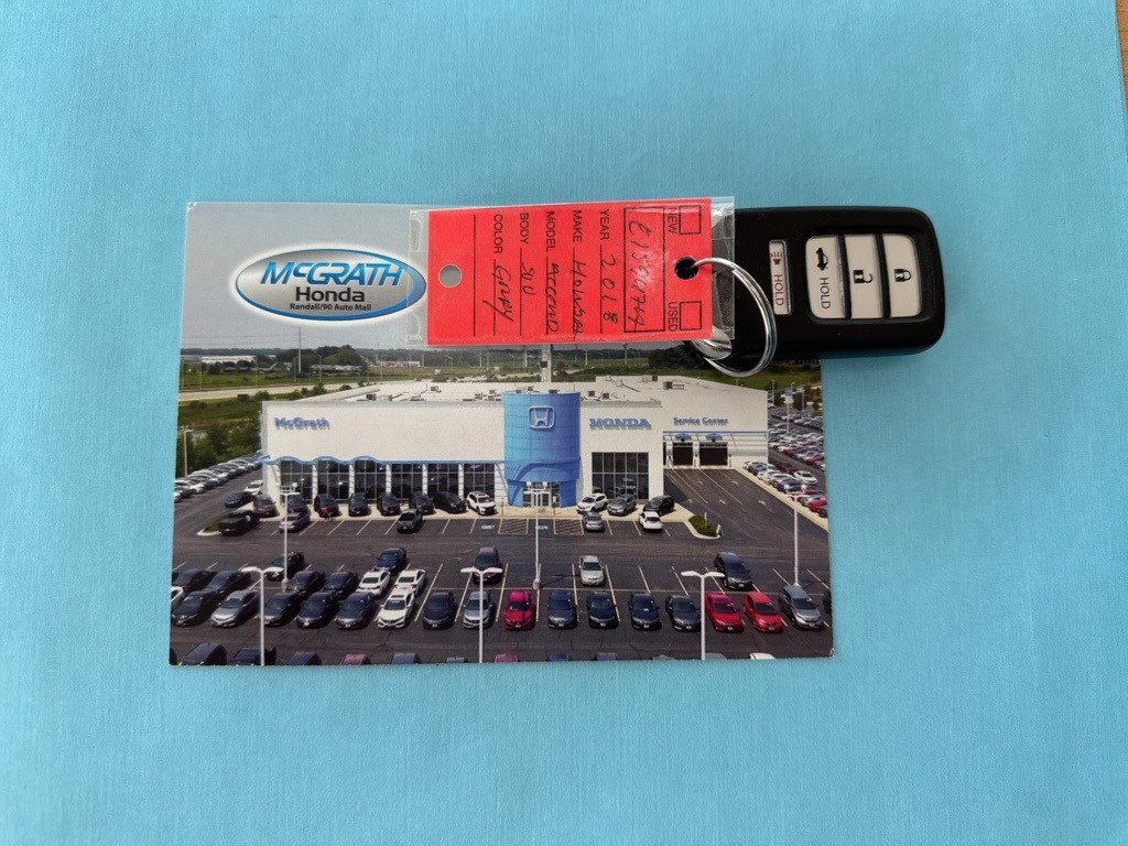 Used 2018 Honda Accord Sport image 3