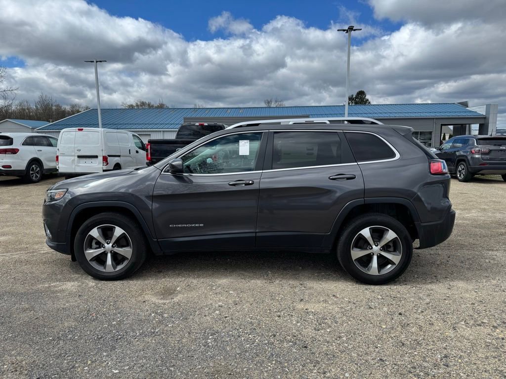 Used 2021 Jeep Cherokee Limited image 2