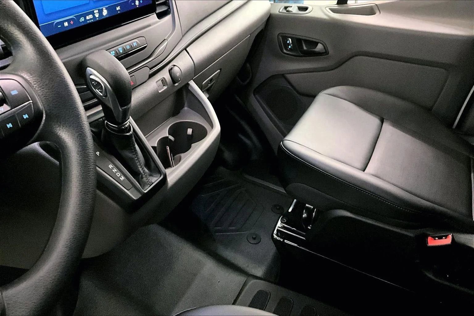 New 2026 Ford Transit 250 148 Medium Roof image 16