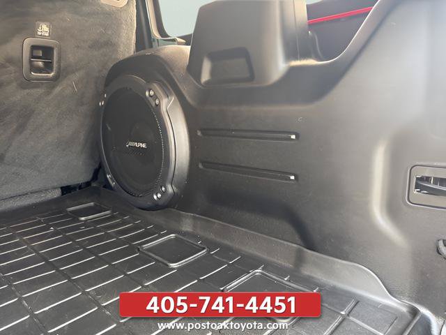 Used 2022 Jeep Wrangler Unlimited Sahara AWD/4WD image 13